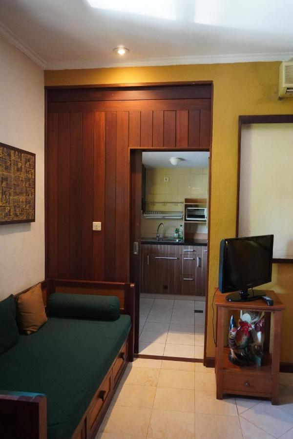 Pondok Agung Bed & Breakfast Нуса-Дуа Экстерьер фото