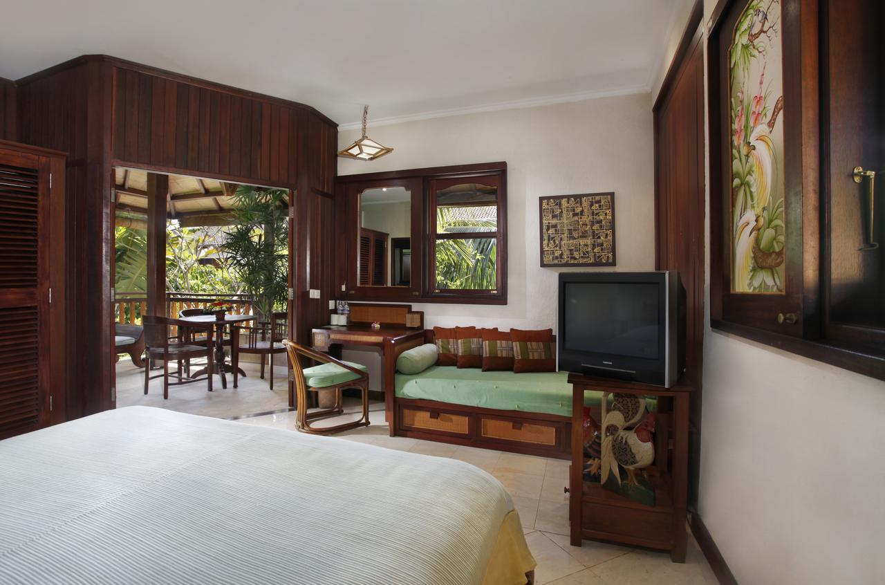 Pondok Agung Bed & Breakfast Нуса-Дуа Экстерьер фото