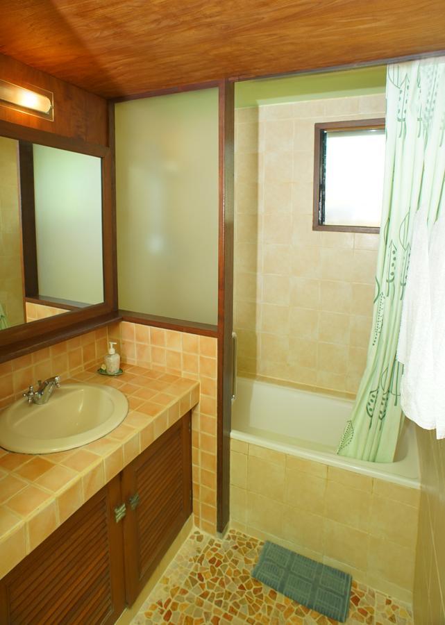 Pondok Agung Bed & Breakfast Нуса-Дуа Экстерьер фото