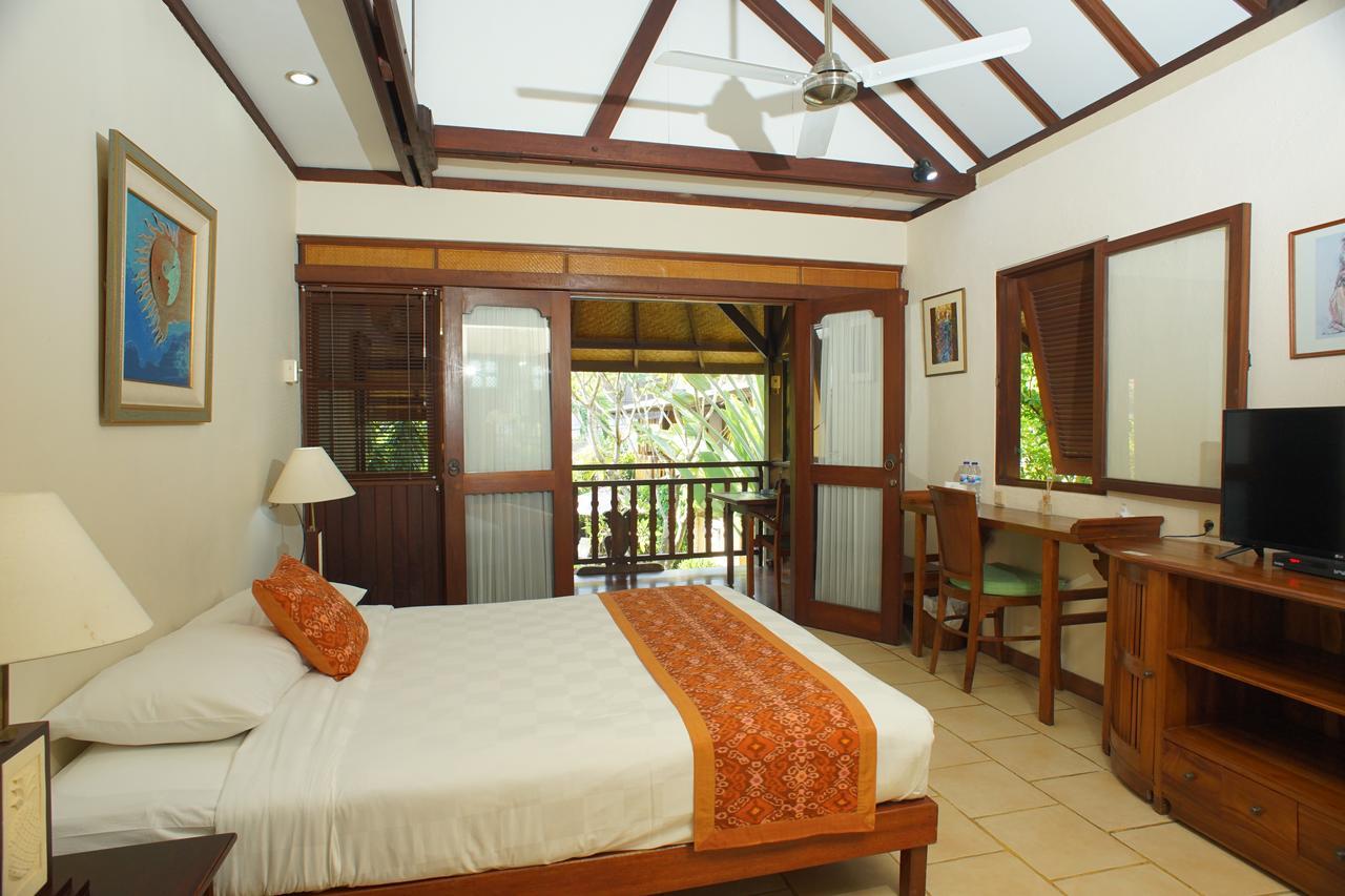 Pondok Agung Bed & Breakfast Нуса-Дуа Экстерьер фото