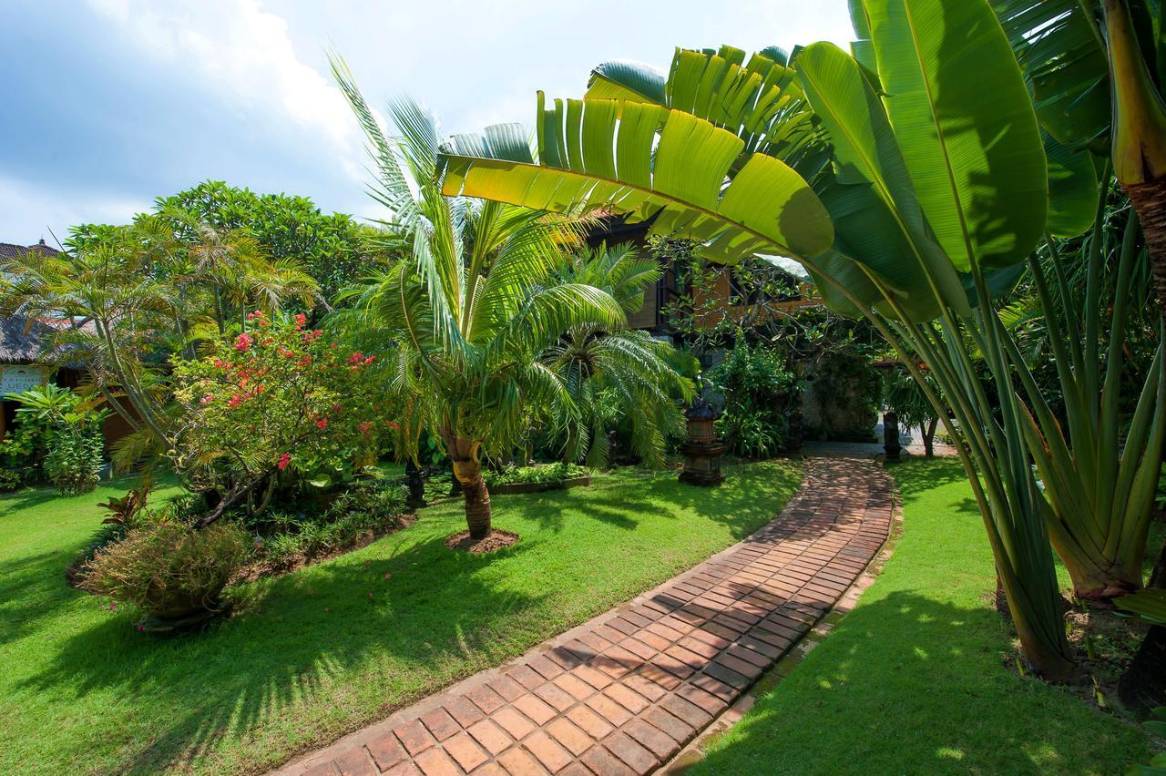 Pondok Agung Bed & Breakfast Нуса-Дуа Экстерьер фото